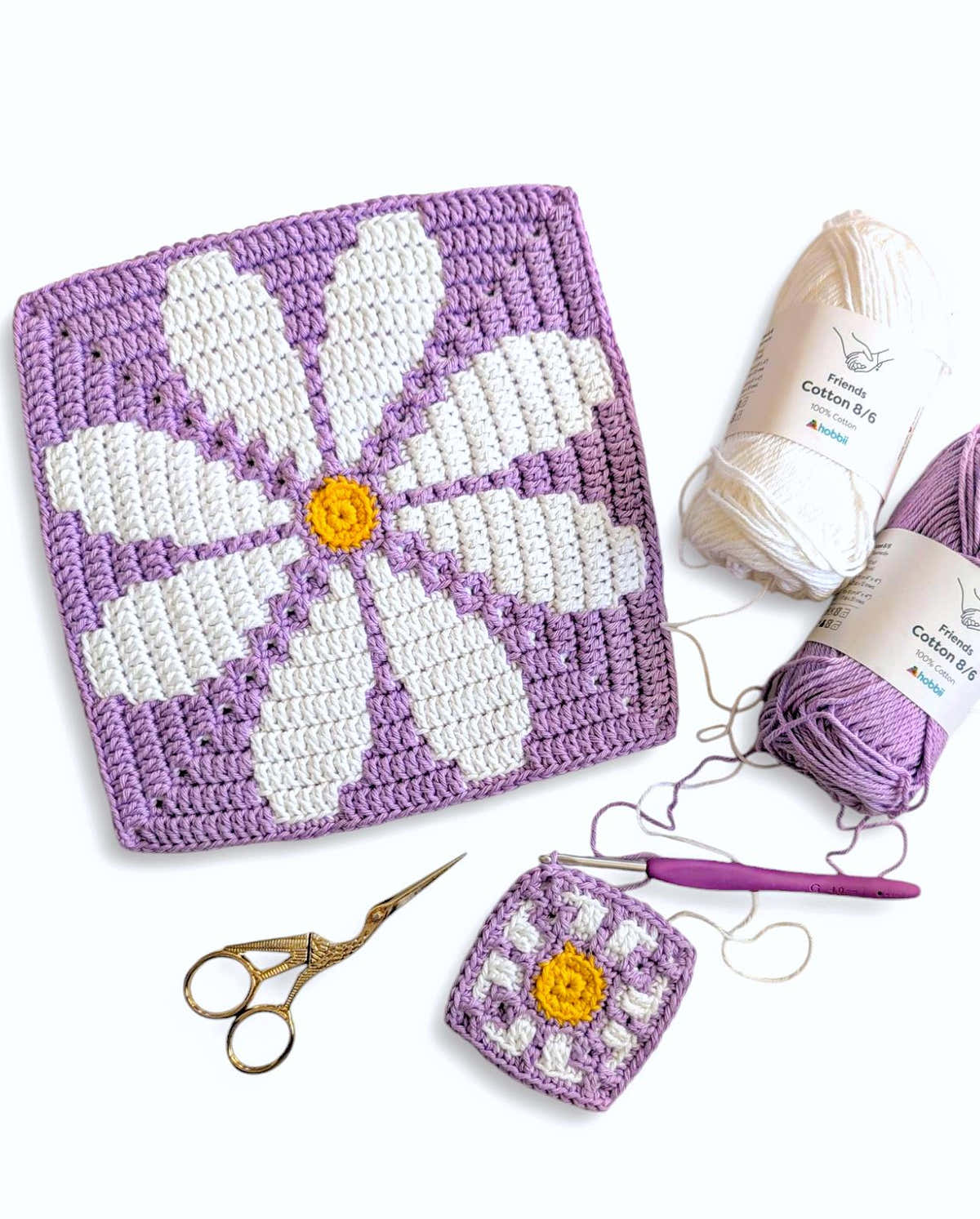 Daisy Dreams Mosaic Square