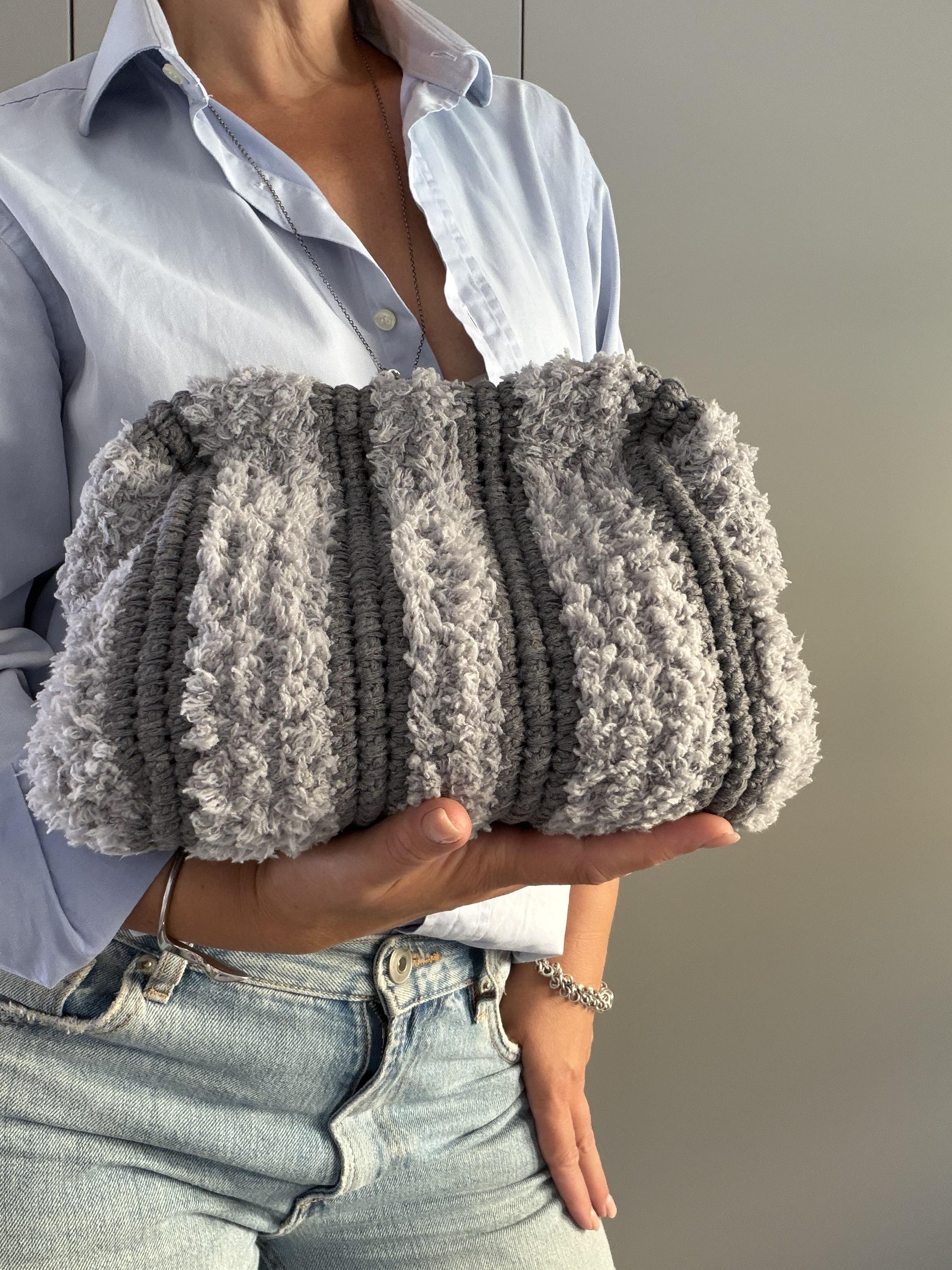 THORA Pochette