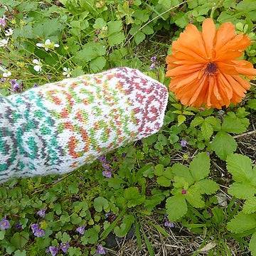 Arabesque Mittens