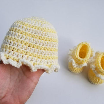 Rag Quilt Baby Hat and Booties