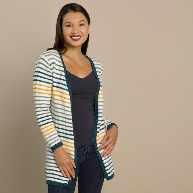 Trebbiano Cardigan in Valley Yarns Haydenville - 879 - Downloadable PDF