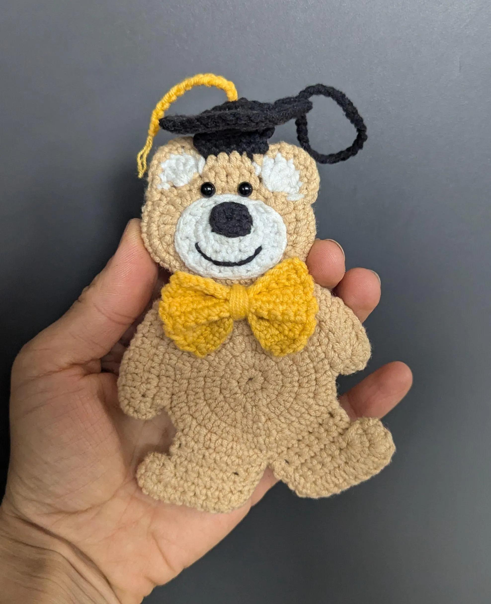 Graduation Bear English-US