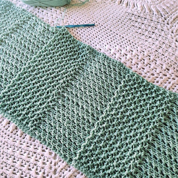 Waves Crashing Afghan