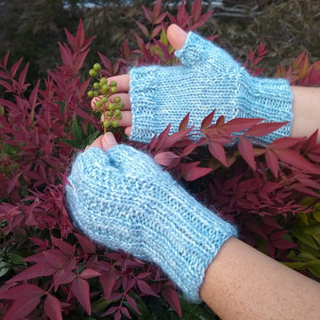 Stratus Fingerless mitts