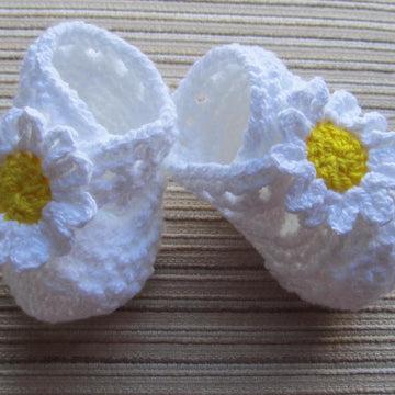 Baby Booties with Large Daisies