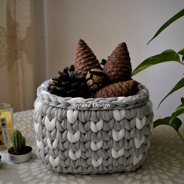 Tshirt yarn basket V st Square