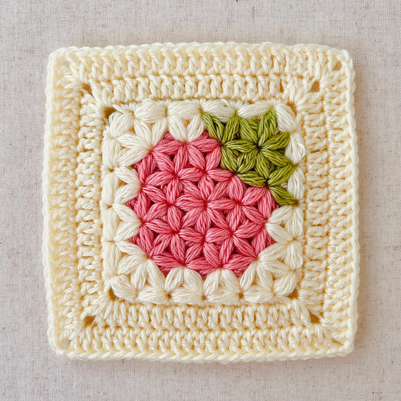 42 Strawberry Square Motif
