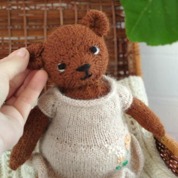 Teddy bear knitting pattern