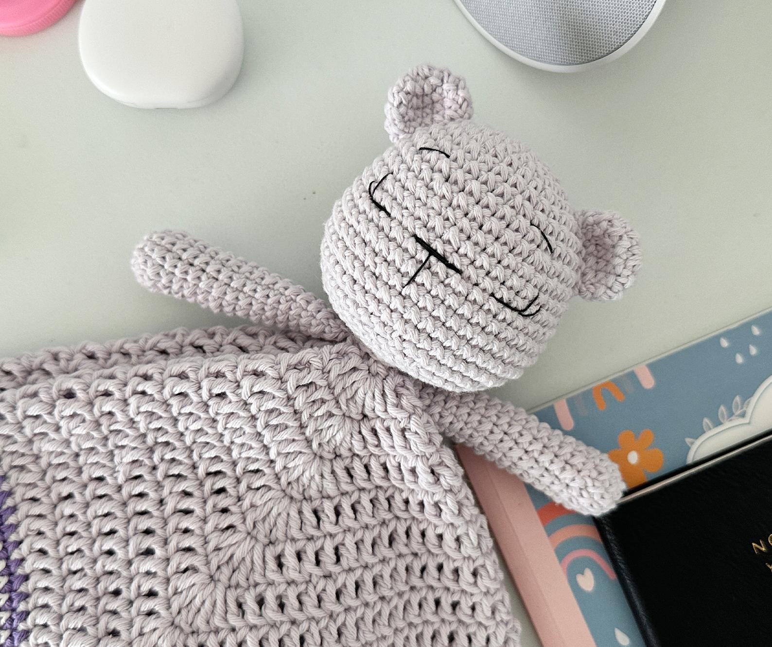 Bear lovey blanket crochet pattern