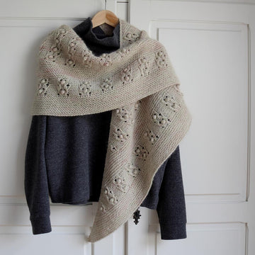 FRUEHLING Shawl