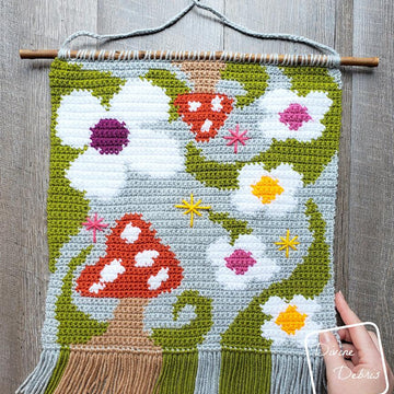 'Shrooms and Blooms Wall Hanging