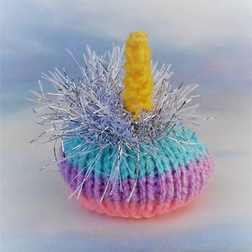 Unicorn Egg (hatching) - Creme Egg Cover