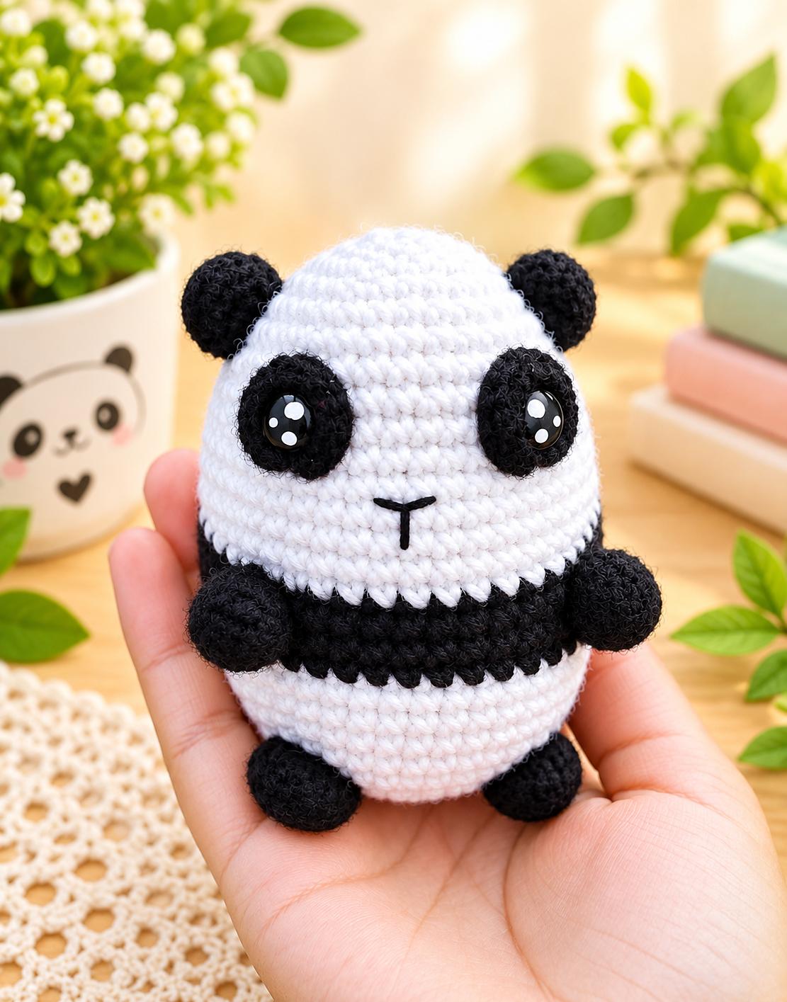 Cute panda Amigurumi