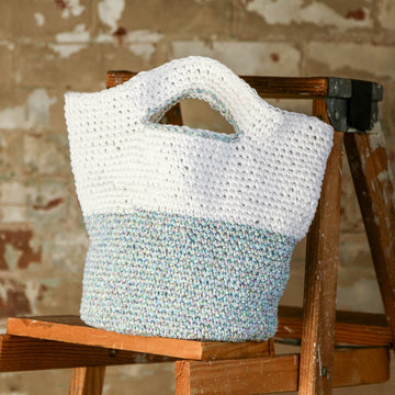 Montauk Beach Tote - Bag Crochet Pattern for Women in Tahki Yarns Cotton Classic Twist by Tahki Yarns