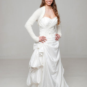 Cozy bolero for brides