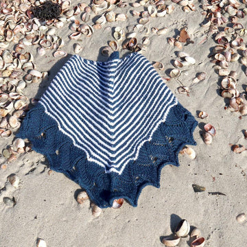Avery Shores Cowl