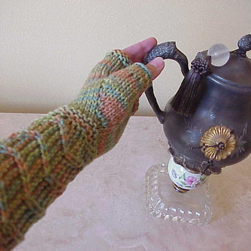 Zig 'n Zag Fingerless Mitts