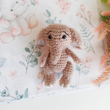 Little baby elephant