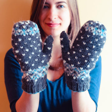 Icy Trails Mittens
