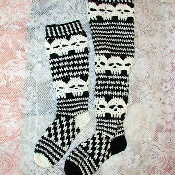 Creepy Skull Knee Socks