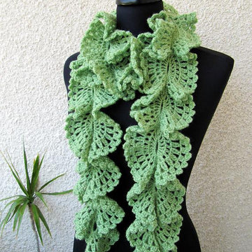 Ruffle Lace Scarf Tutorial