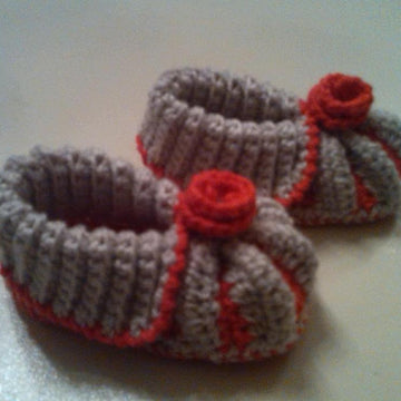 Rose Baby Booties / scarpine con roselline