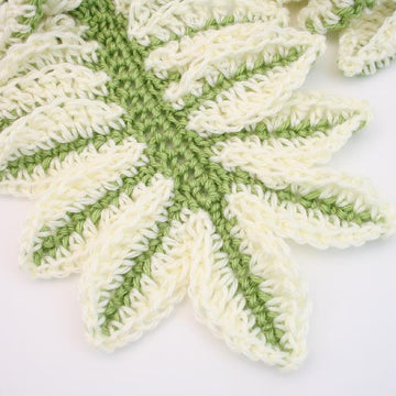 A09 Leaf Scarf