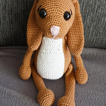 Crochet Pattern for the Cute Bunny Lisa!