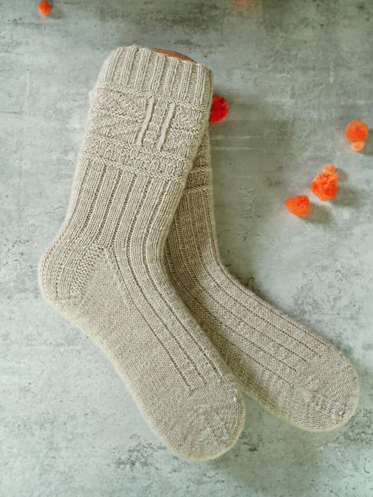 Fishbone Gansey Sock