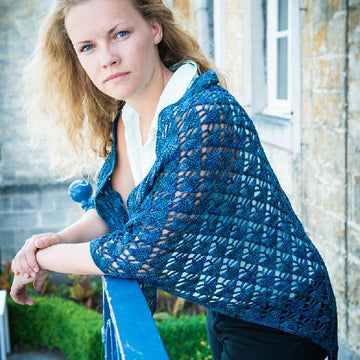 Pyramids shawl