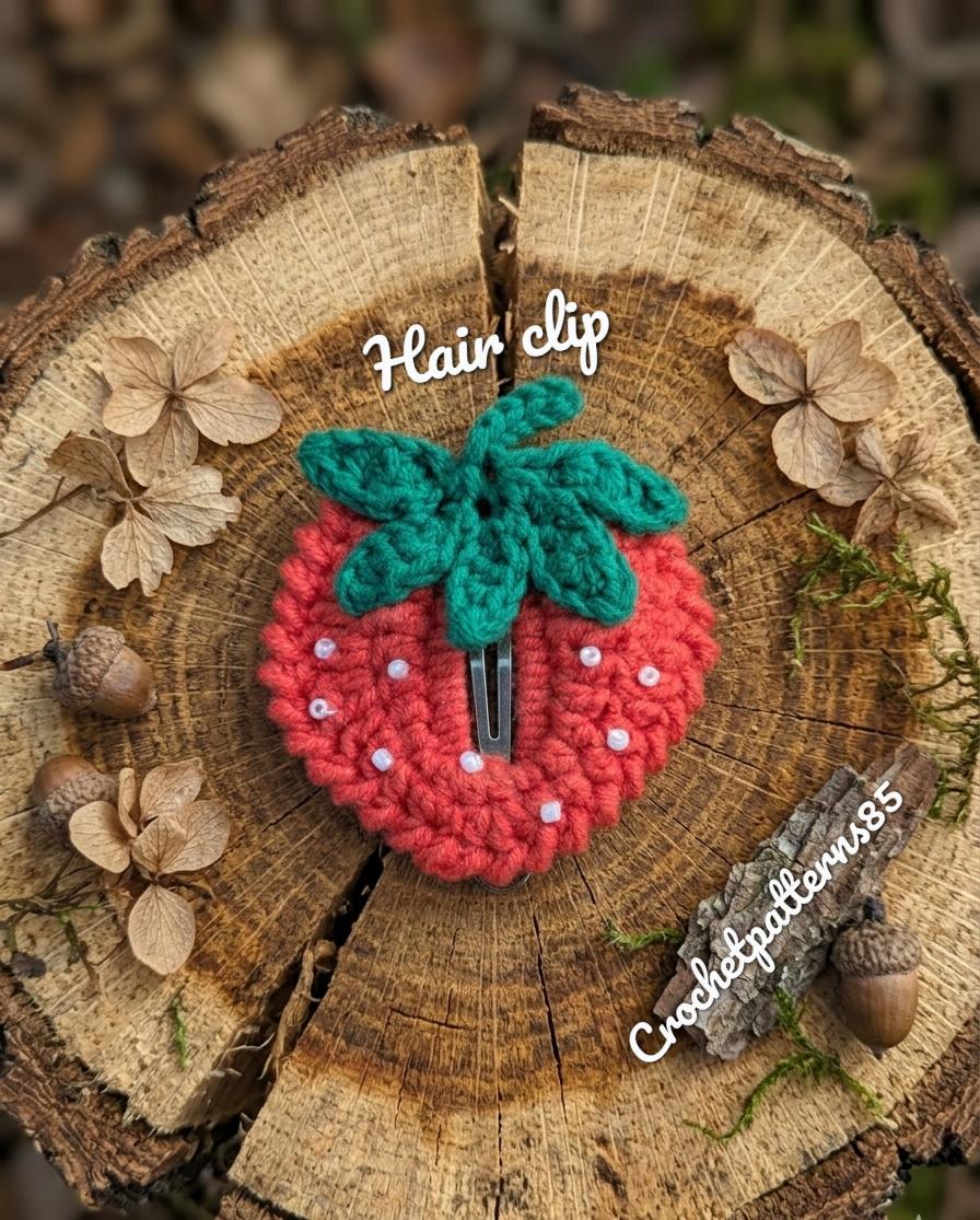 Strawberry Hair Clip English-US