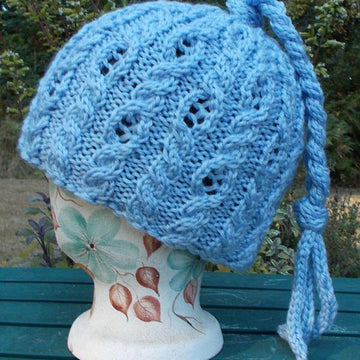 Lacy Cable Cap