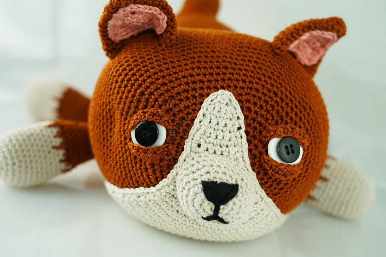 Cory the Corgi in Cascade Yarns Noble Cotton - DK655 - Downloadable PDF