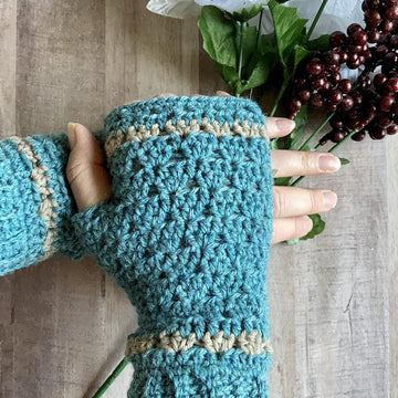 Gingerbread mitts