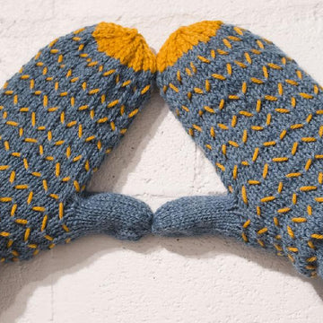 Zig Zag Mittens