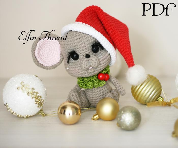 Marichi, the Chibi Christmas Mouse Amigurumi