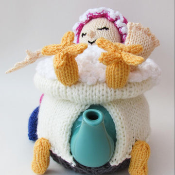 Relaxing in the Bath Tea Cosy