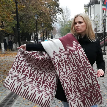 Feteasca Shawl