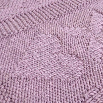 Hearts and hugs blanket