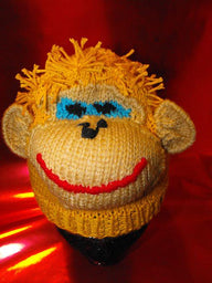 OSCAR ORANGUTAN HEAD BEANIE HAT KNITTING PATTERN