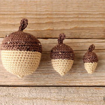 Acorns in Three Sizes