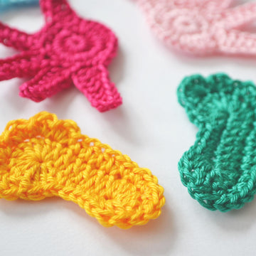Crochet baby hand. Baby handprint. Crochet baby foot print. Crochet applique. Baby embellishment