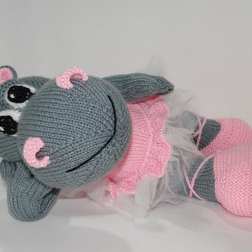 Fifi the hippo dancer