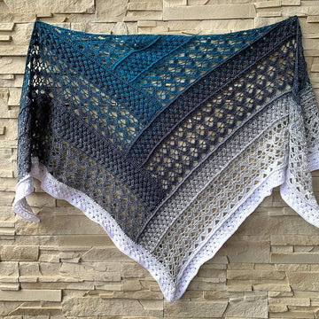 Triangular Scarf "Metis"