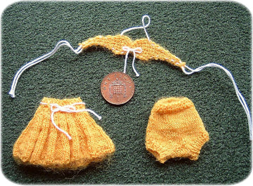 1:12th scale Ladies beach suit c.1946