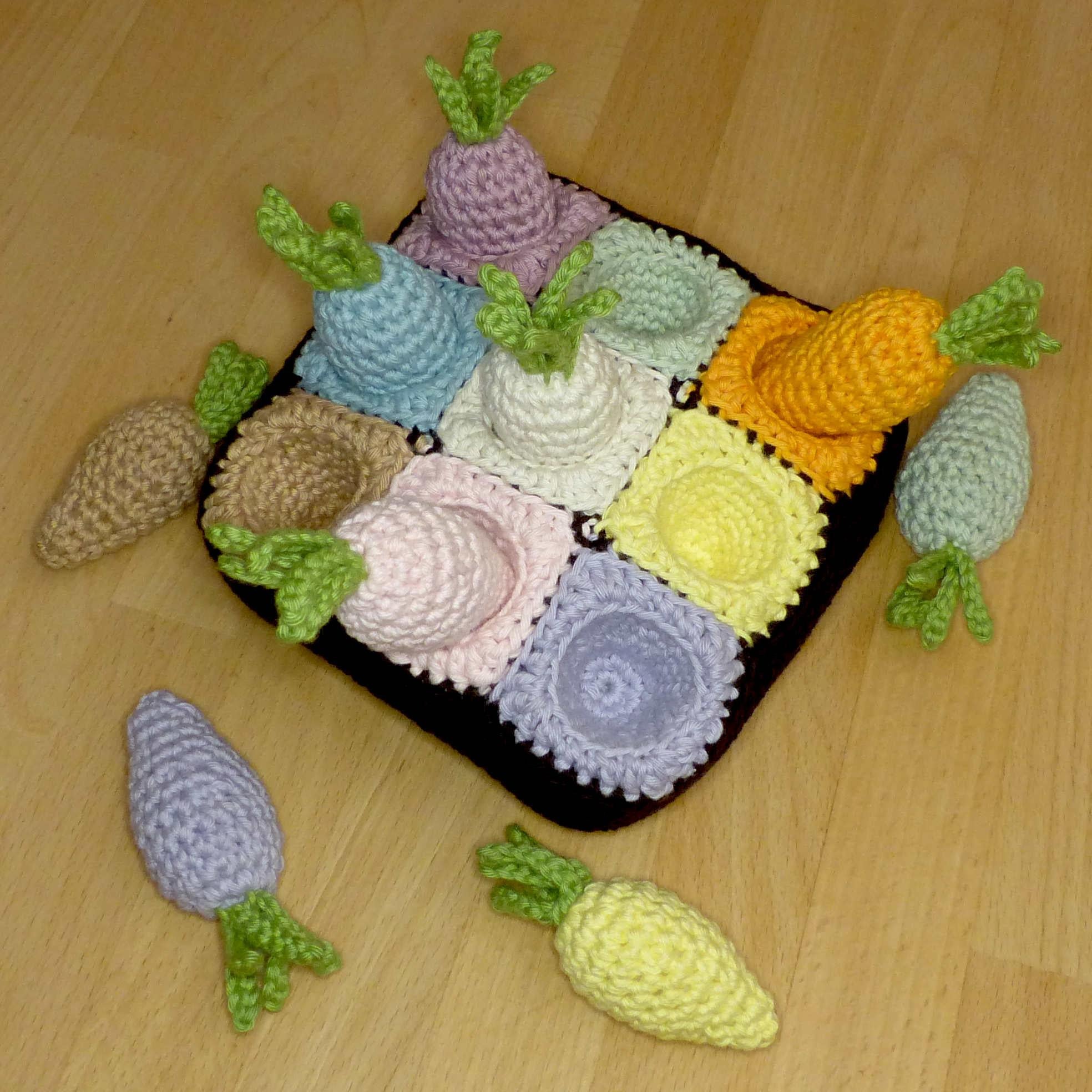 Carrot plugging toy
