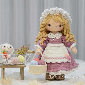 Outfit for Rosie the maid