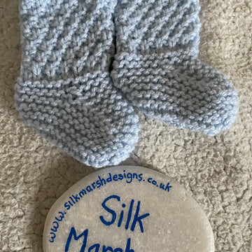 Archie Unisex Baby Cardigan & Booties