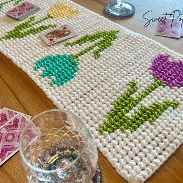 Spring Tulips Table Runner