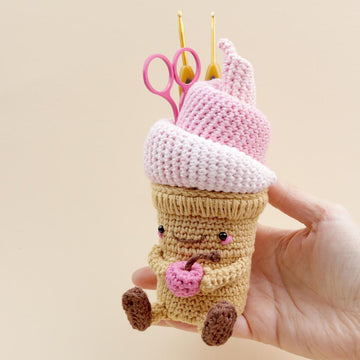 Carlotta Hook Holder